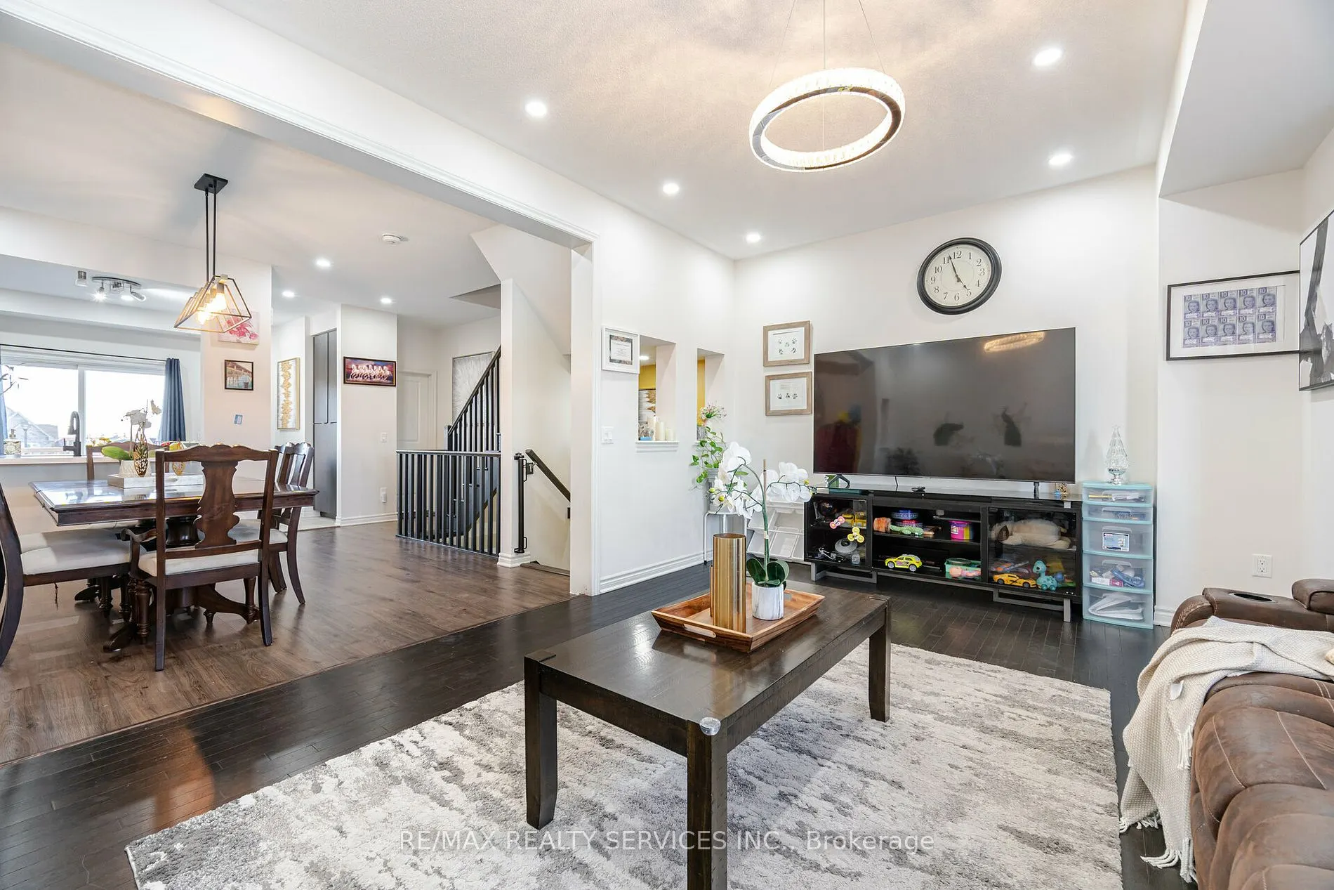 50 Edinburgh Dr, #5