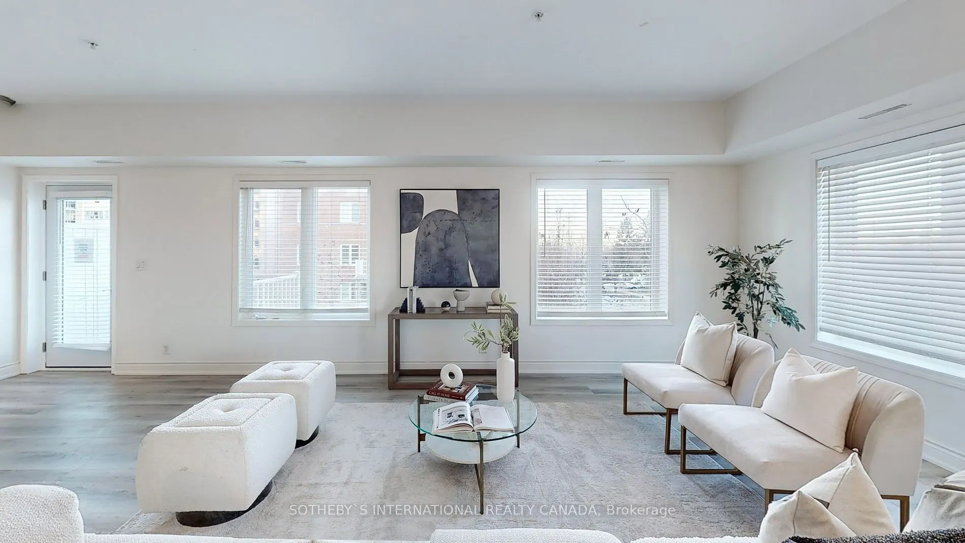 5 Richgrove Dr, #210
