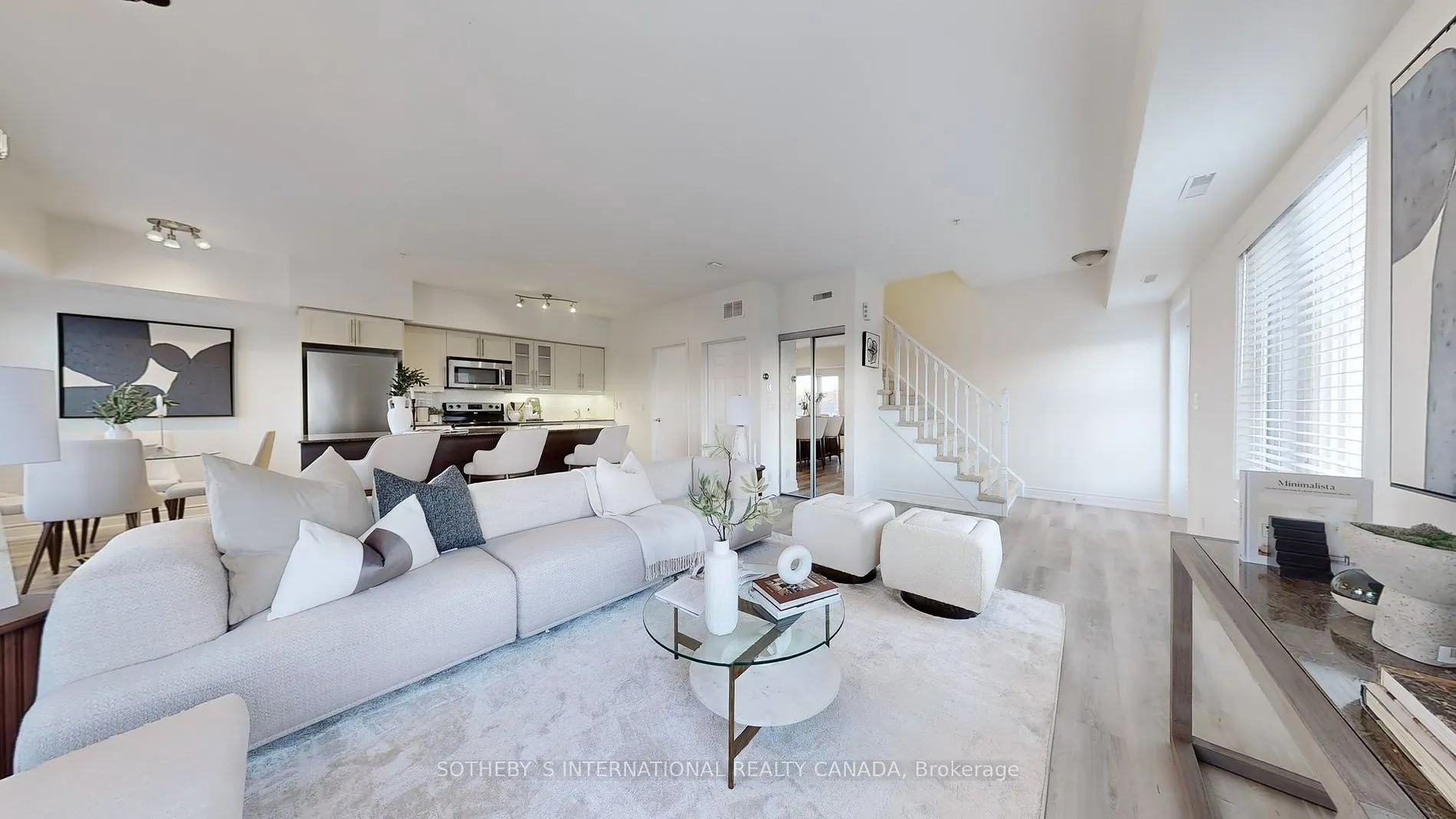 5 Richgrove Dr, #210