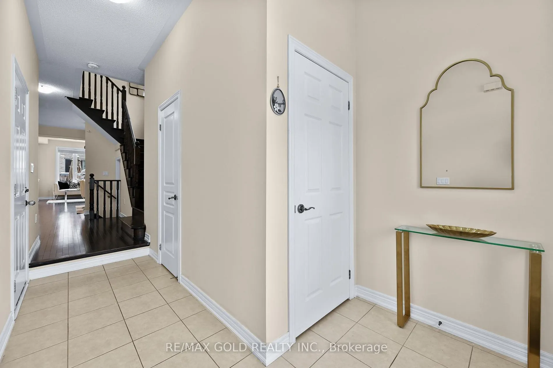 41 Speedwell St