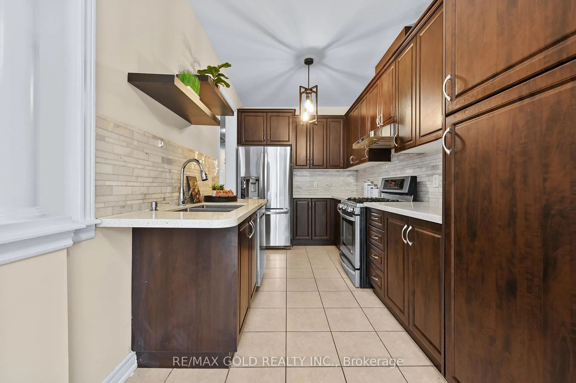 41 Speedwell St