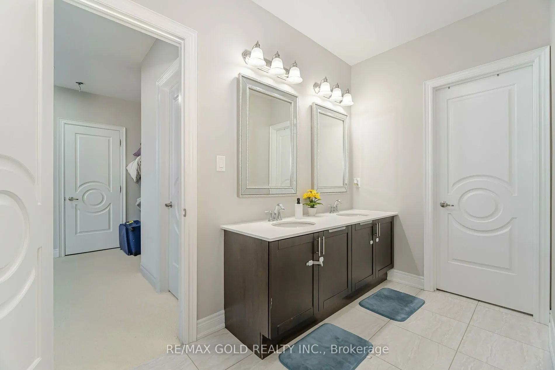 9 Bedouin Cres