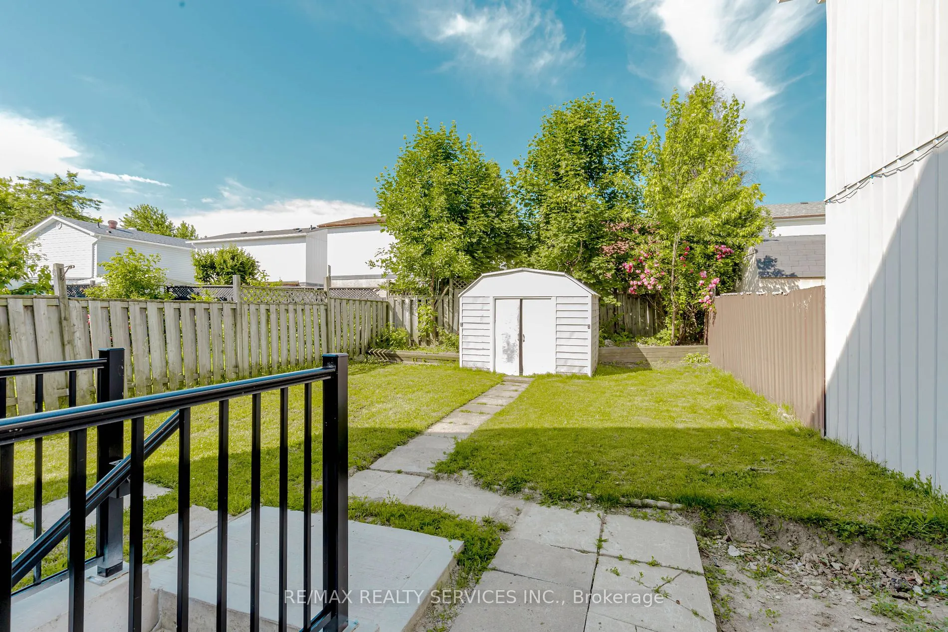13 Greenbush Crt