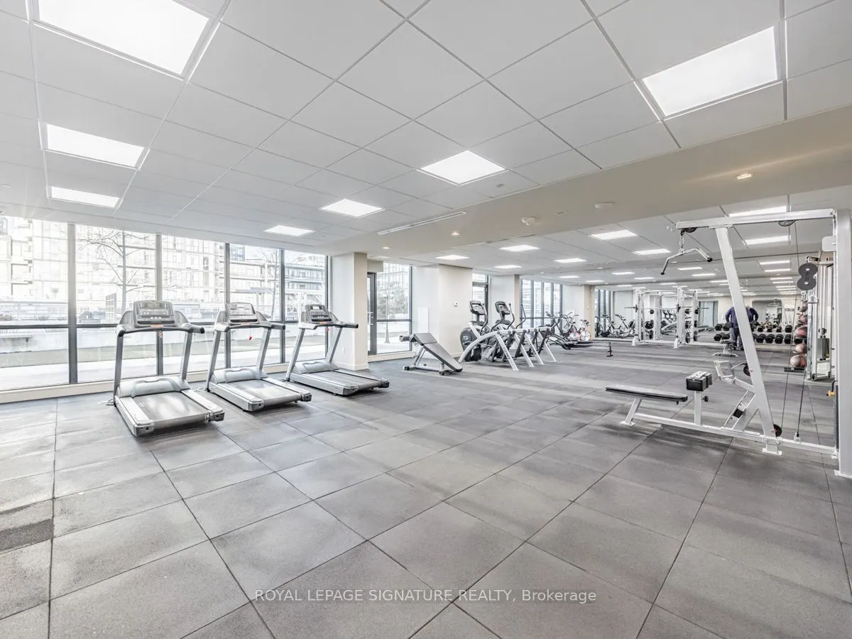 4085 Parkside Village Dr, #404
