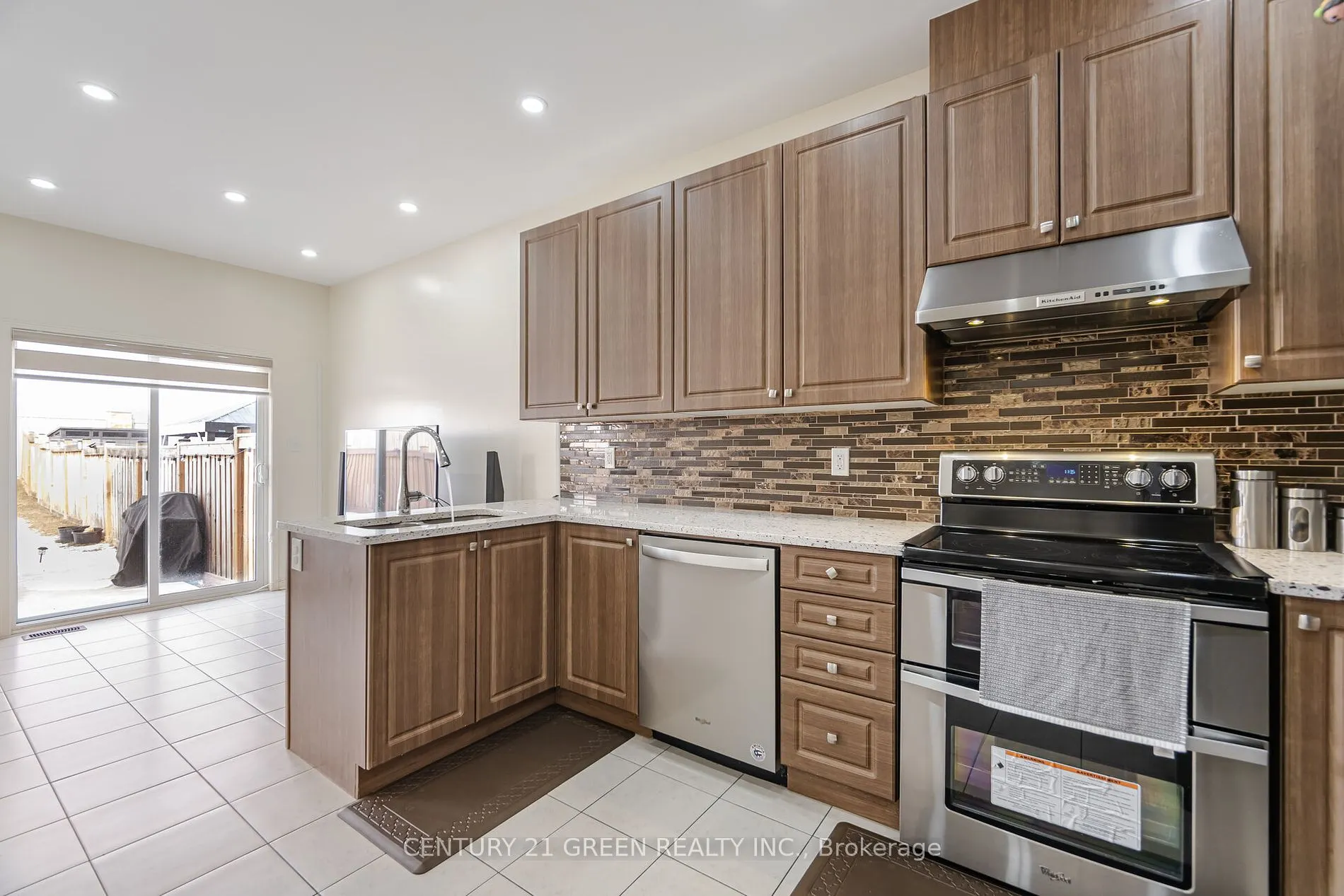 120 Cookview Dr