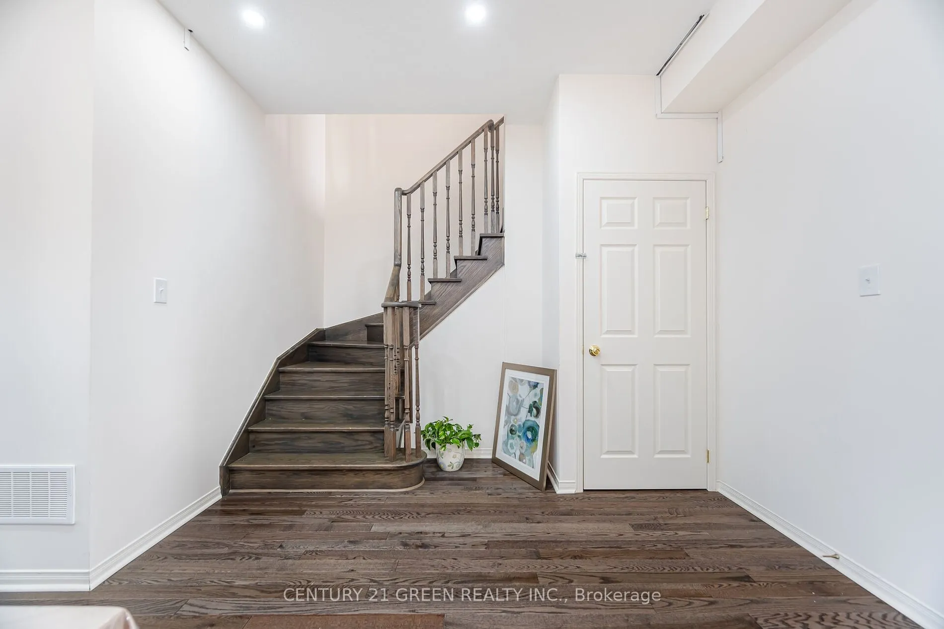 120 Cookview Dr
