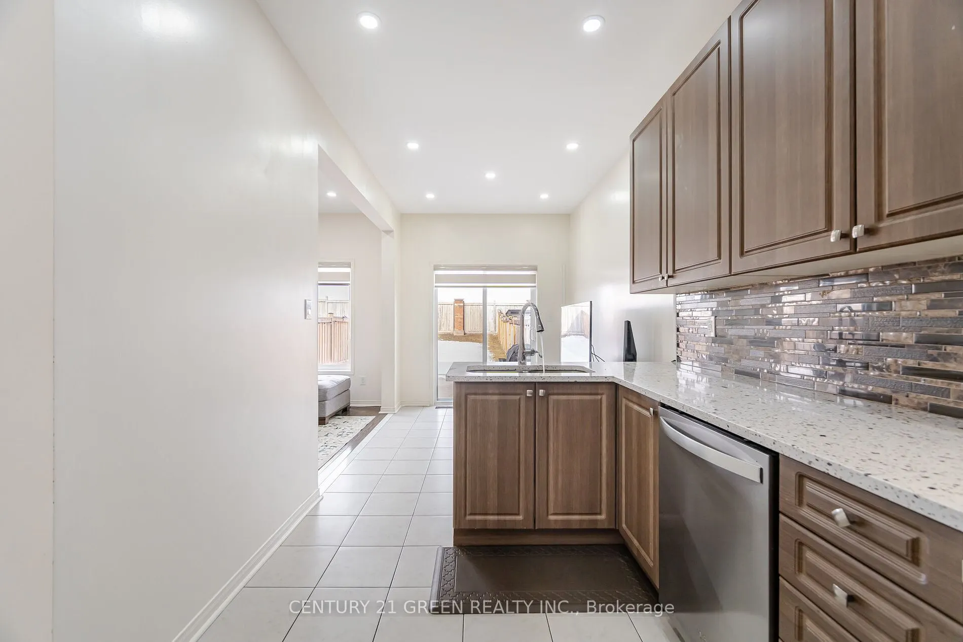 120 Cookview Dr