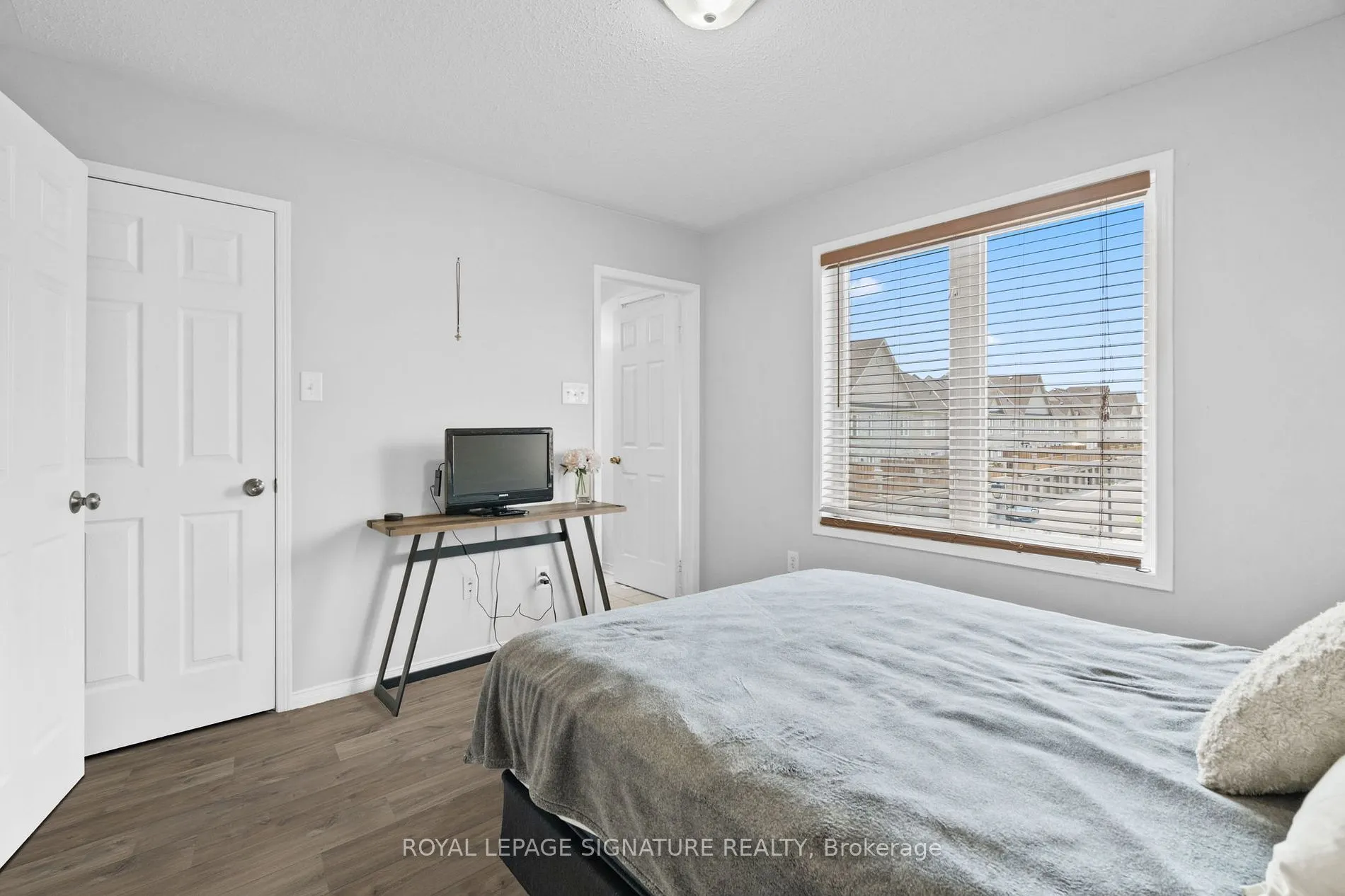 4950 Winston Churchill Blvd, #114