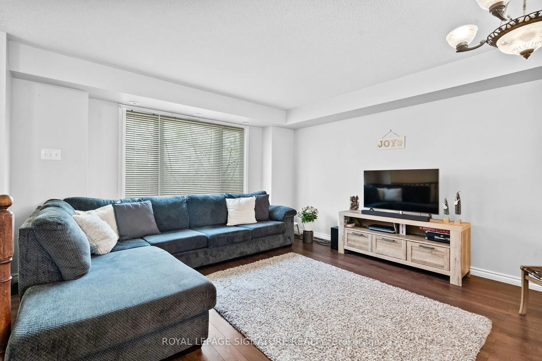 4950 Winston Churchill Blvd, #114