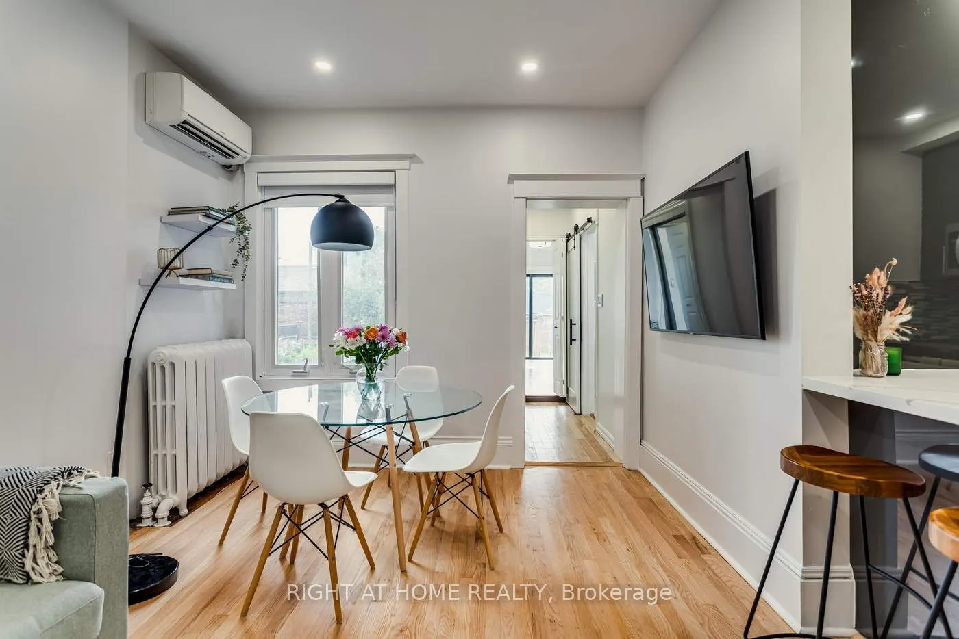 76 Glendale Ave