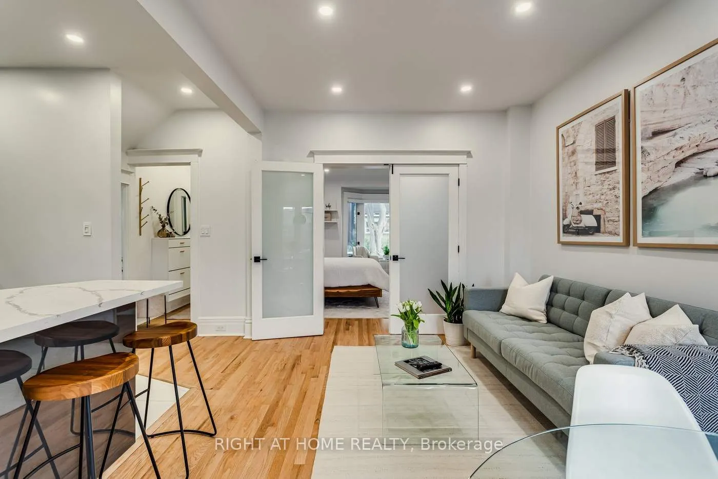 76 Glendale Ave