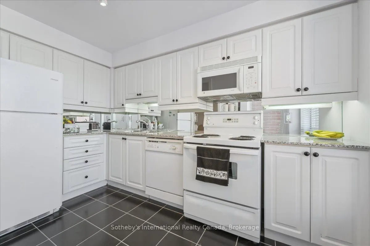 40 Old Mill Road, #805