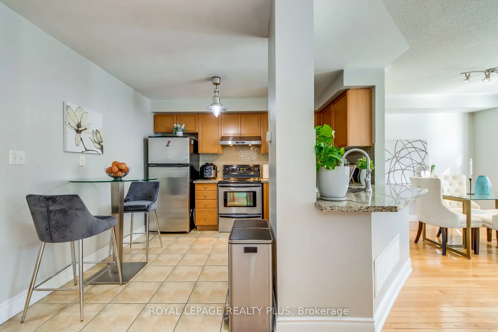 3950 Erin Centre Blvd, #44