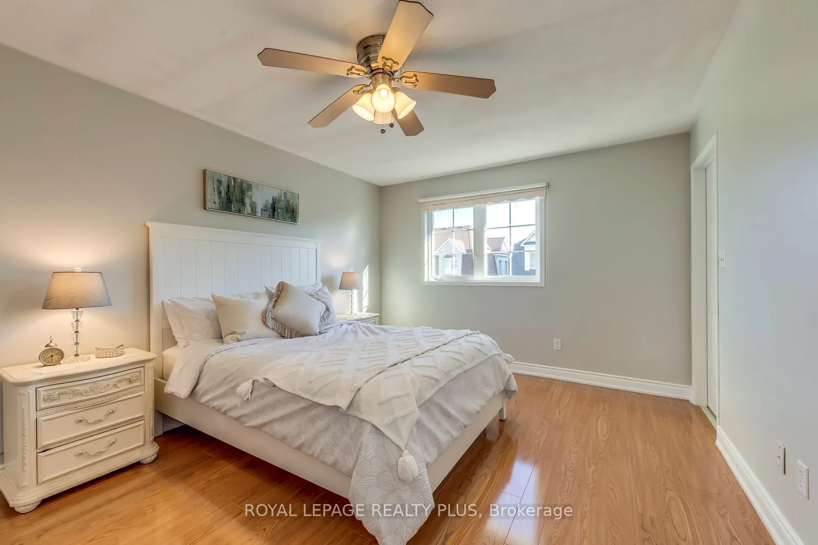 3950 Erin Centre Blvd, #44