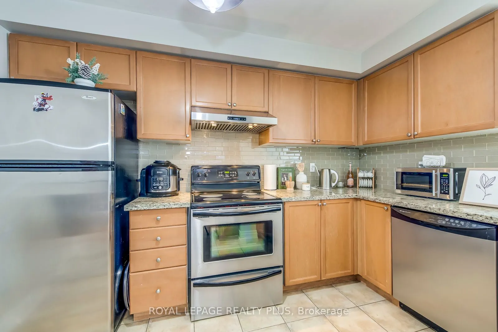 3950 Erin Centre Blvd, #44