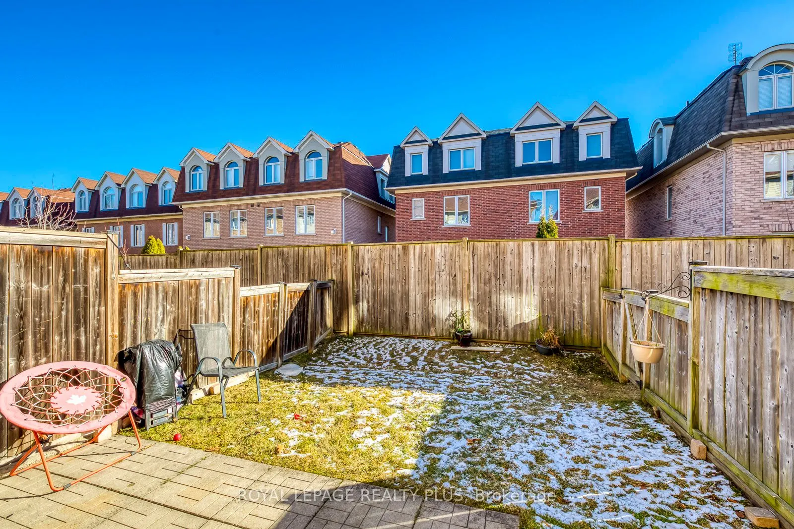 3950 Erin Centre Blvd, #44
