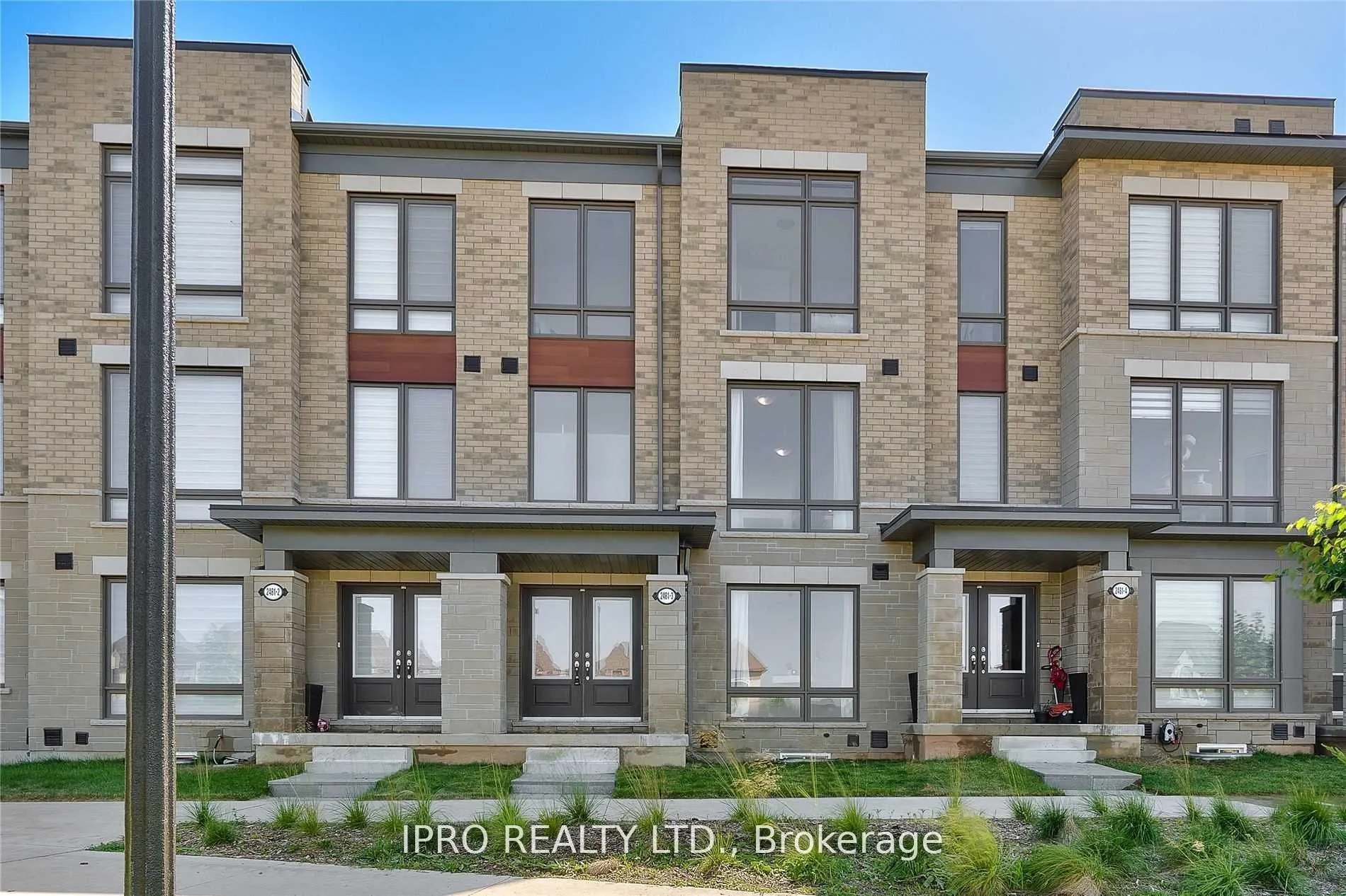 2481 Badger Cres, #3