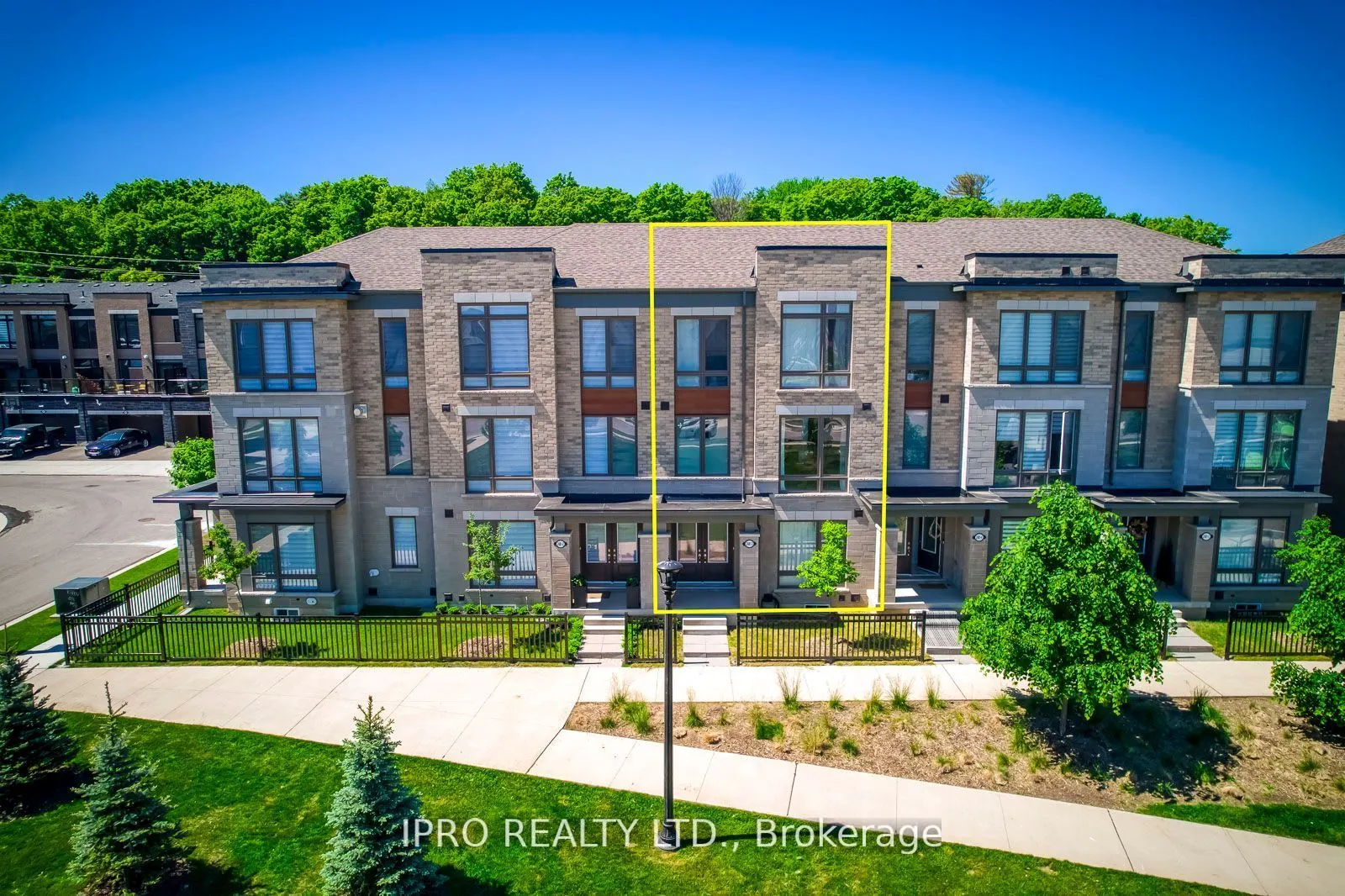 2481 Badger Cres, #3