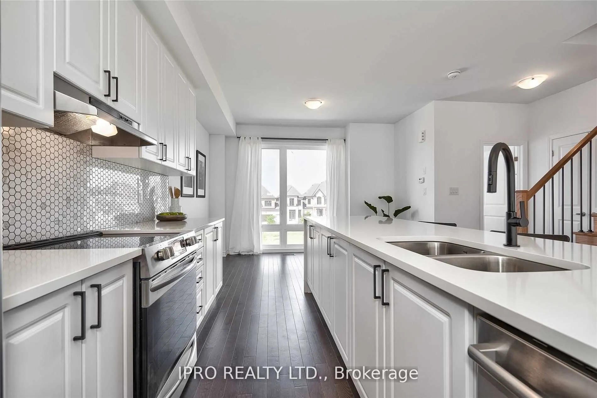 2481 Badger Cres, #3