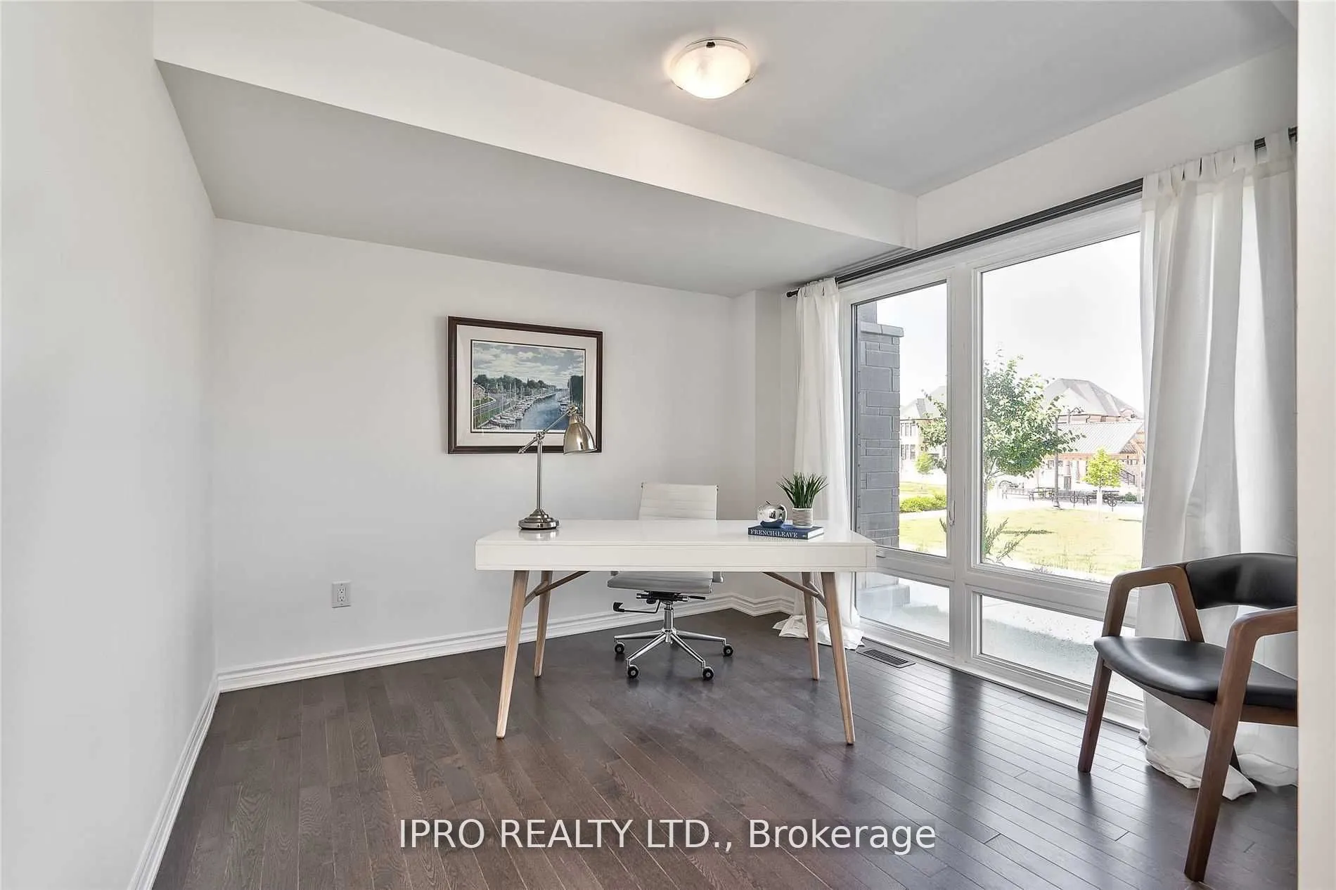 2481 Badger Cres, #3