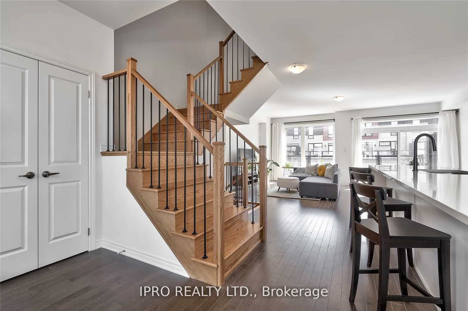 2481 Badger Cres, #3