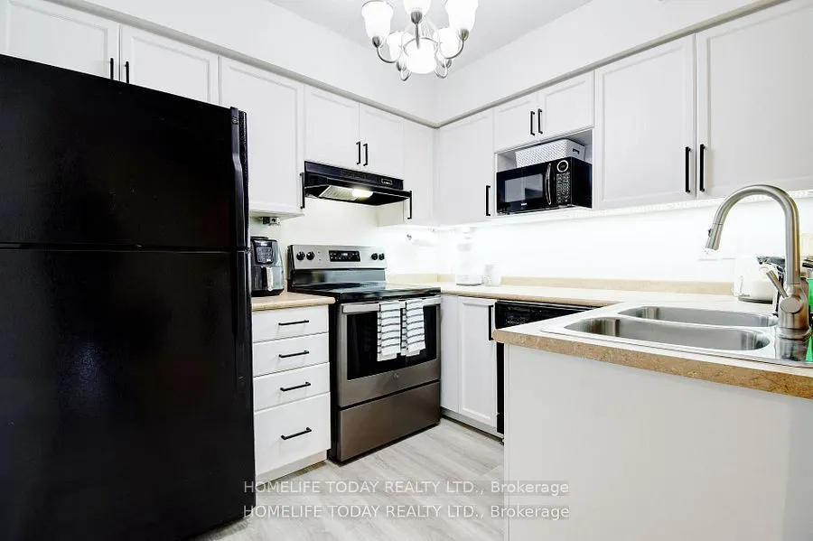 1487 Maple Ave, #208