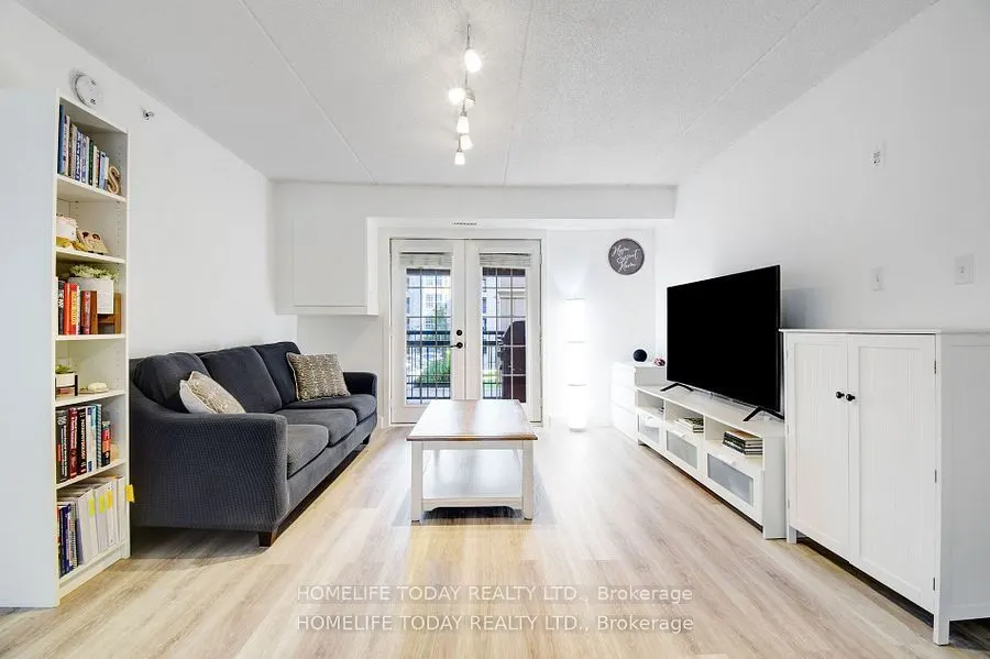1487 Maple Ave, #208