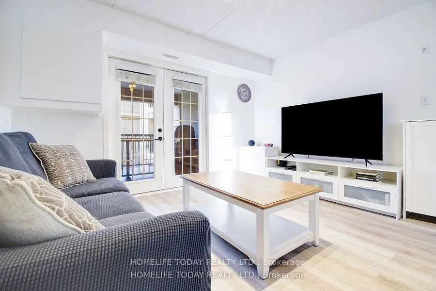 1487 Maple Ave, #208