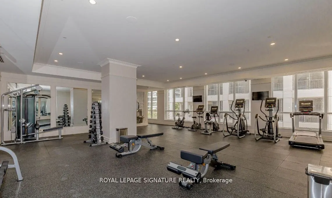 36 Elm Dr W, #1001