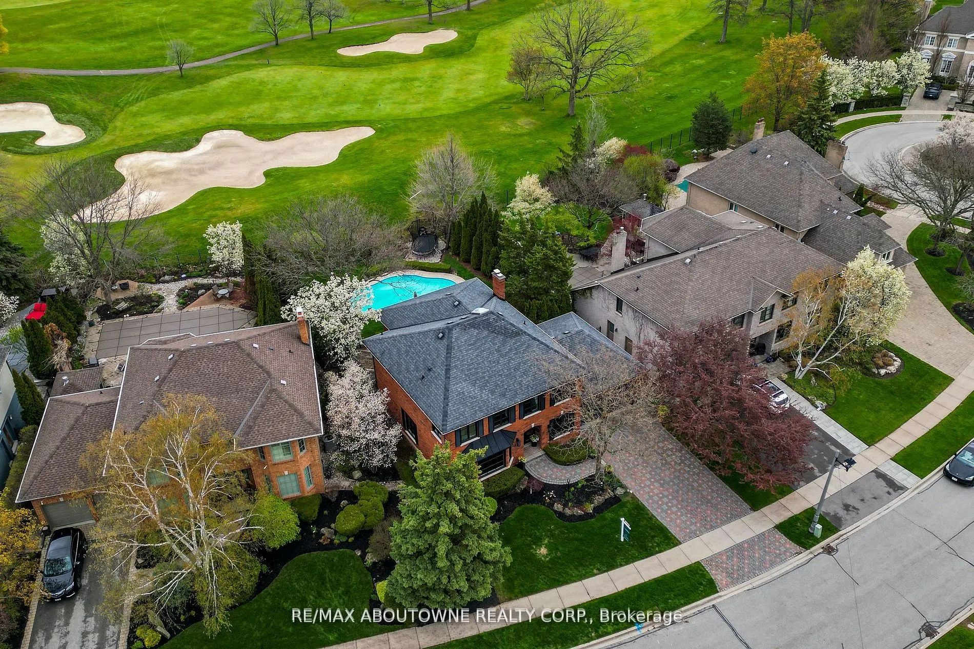 1319 Greeneagle Dr