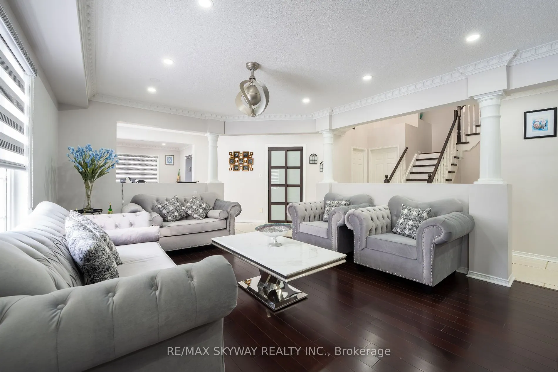 3 Piper St
