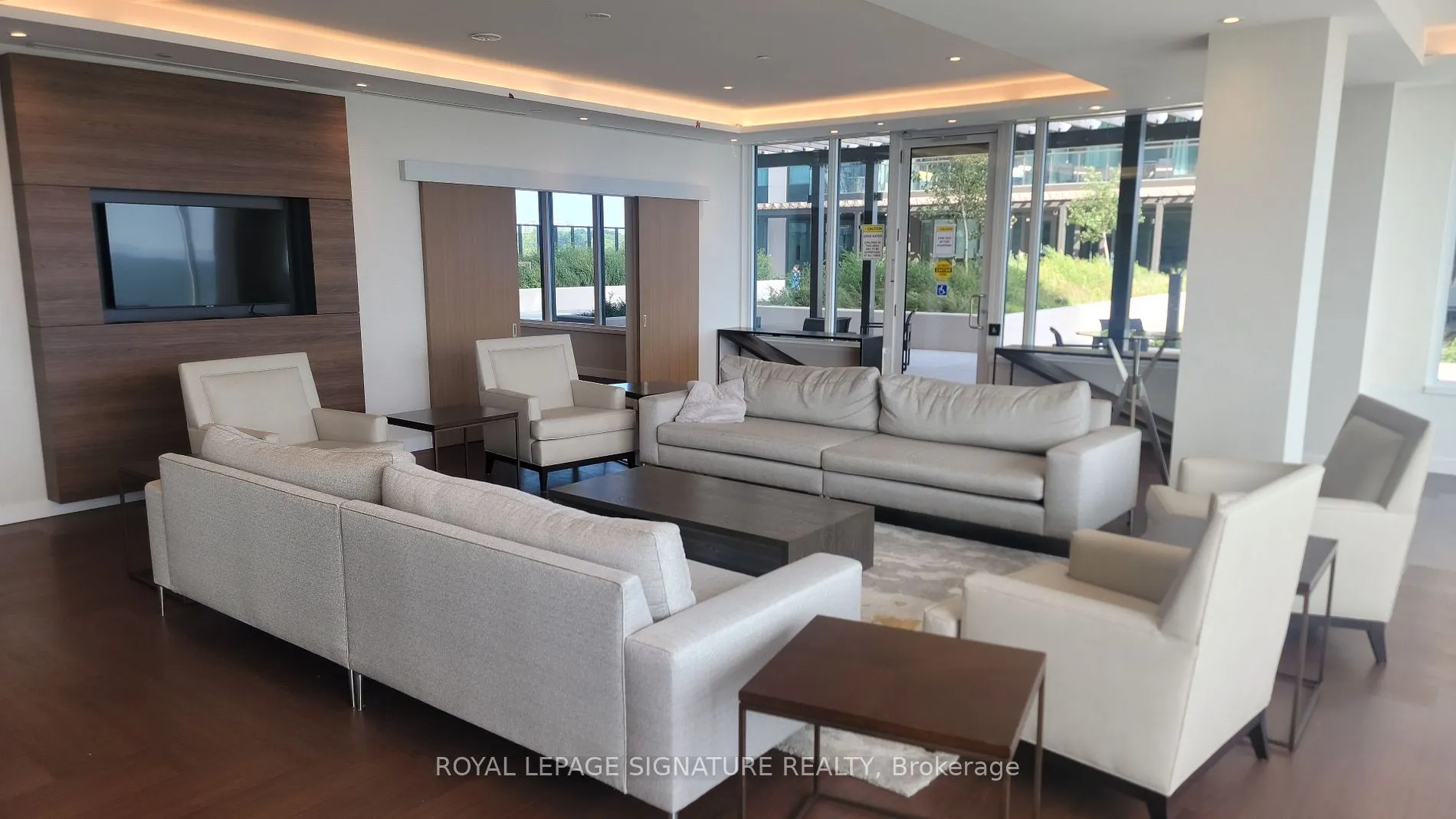 1926 Lake Shore Blvd W, #4015