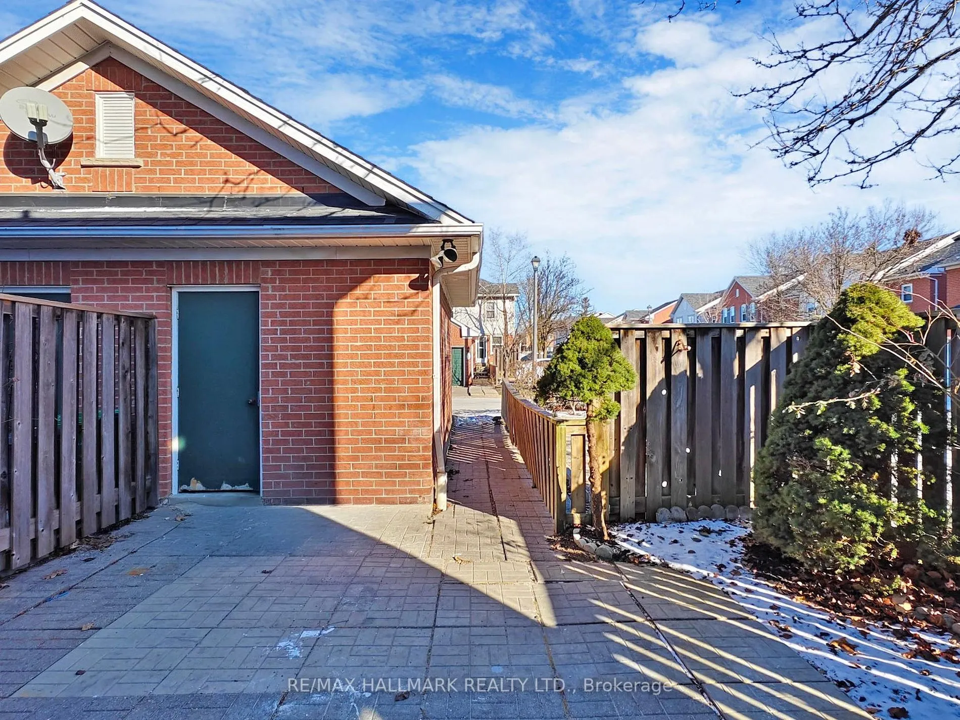 5659 Glen Erin Dr, #6