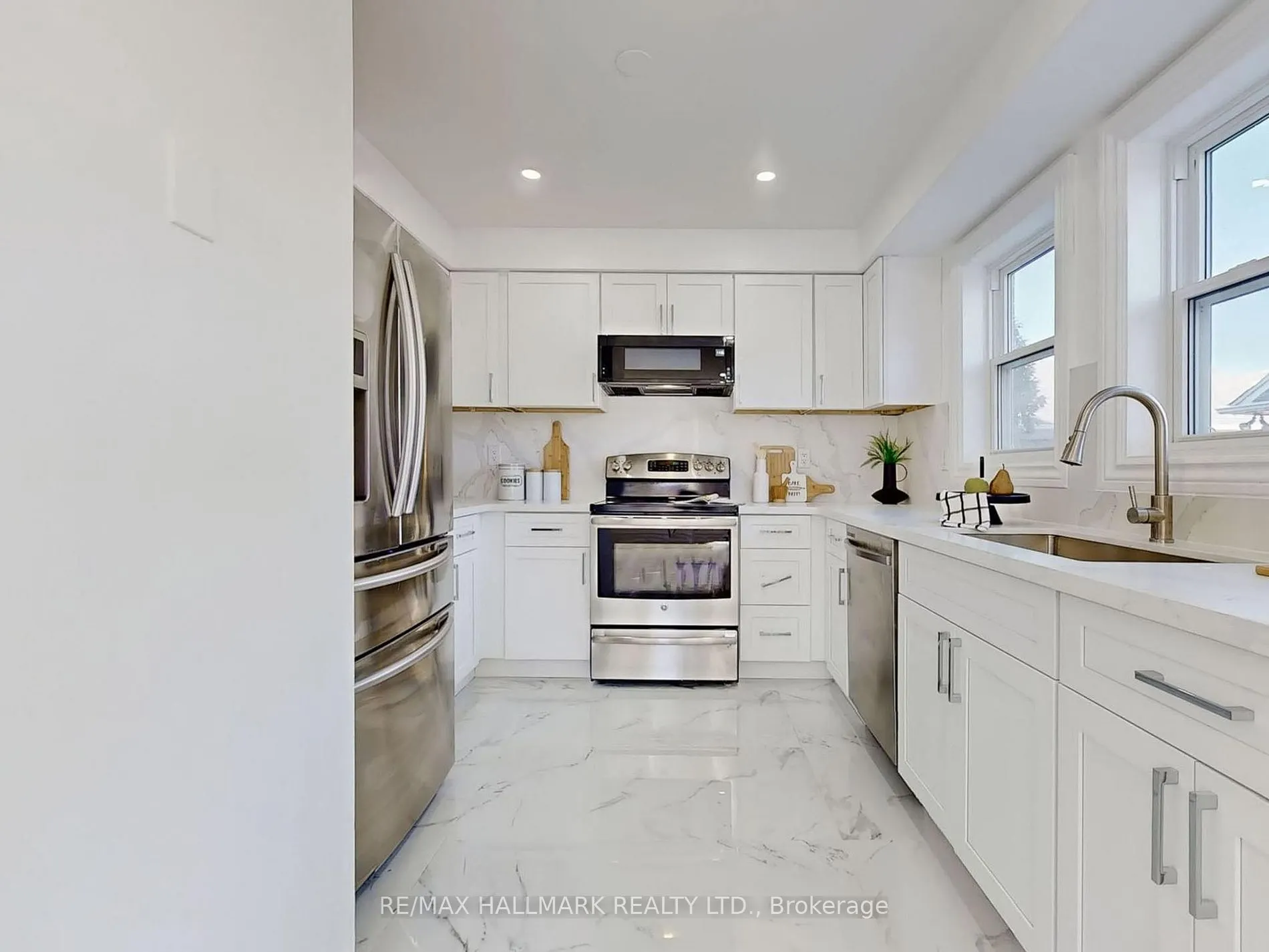 5659 Glen Erin Dr, #6