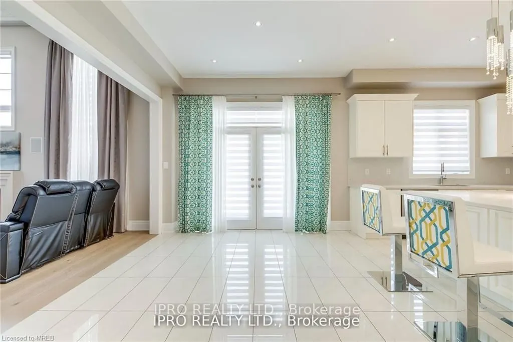 20 Falkland Rd N
