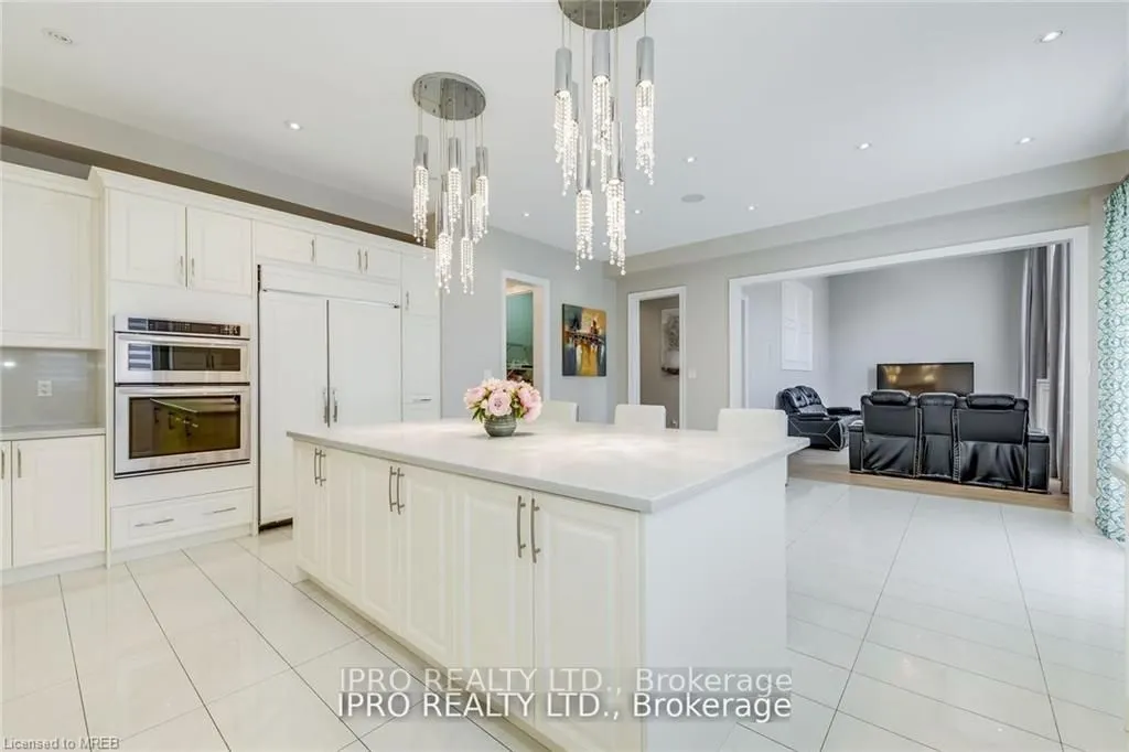 20 Falkland Rd N