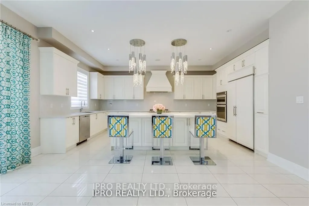 20 Falkland Rd N