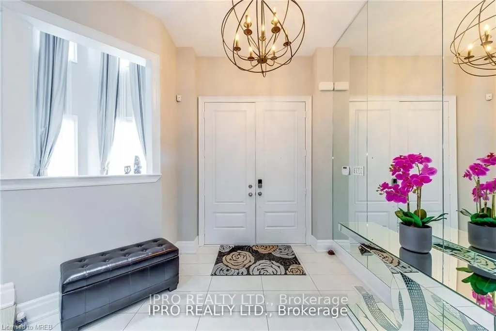 20 Falkland Rd N