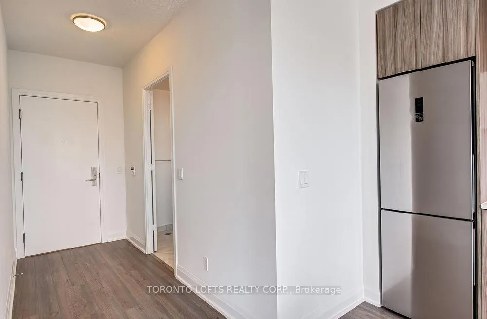 56 Annie Craig Dr, #1609