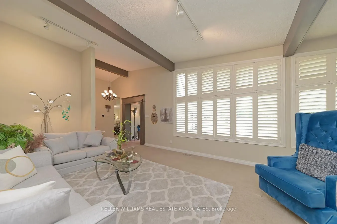 16 Cedar Dr