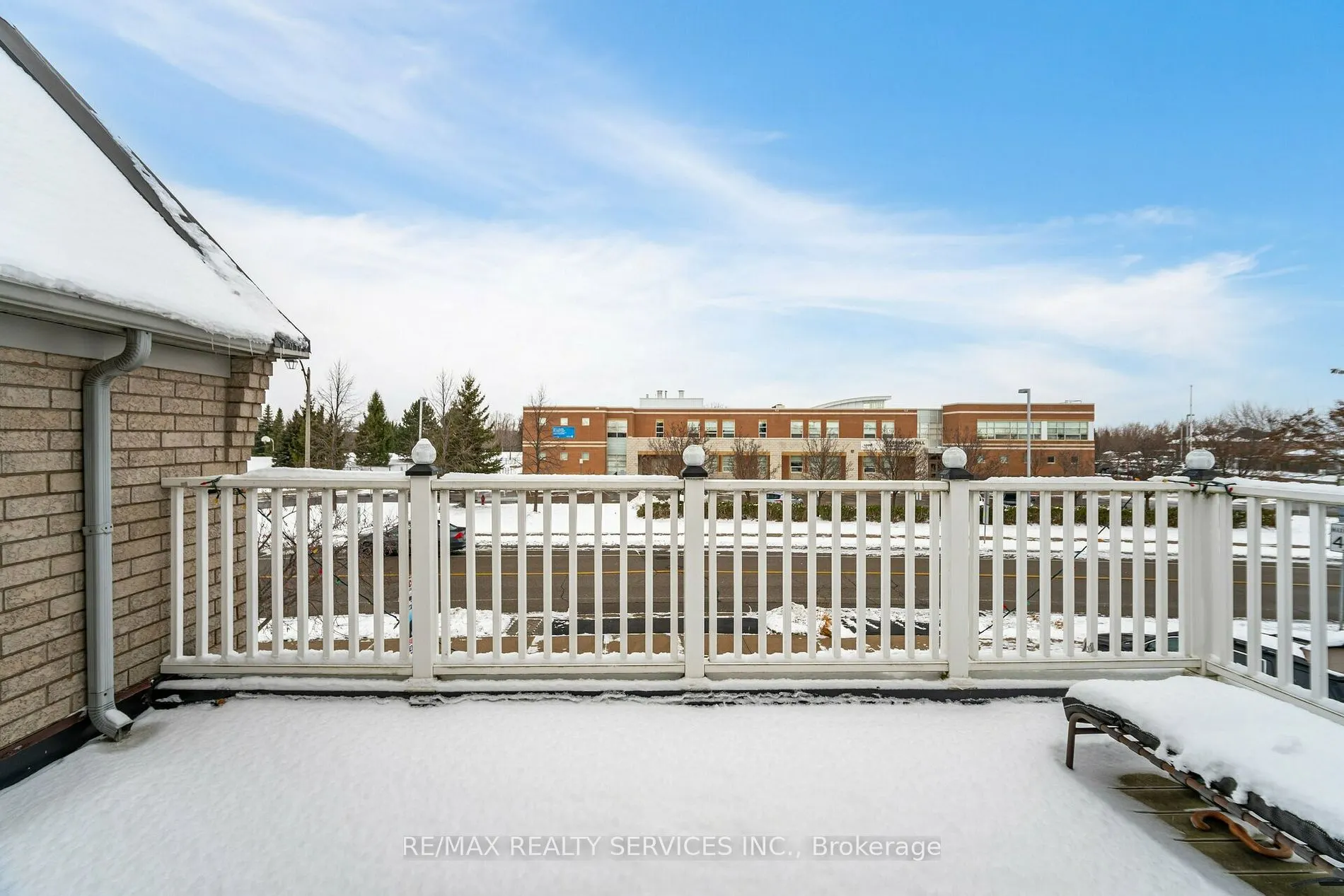 64 Edenbrook Hill Dr