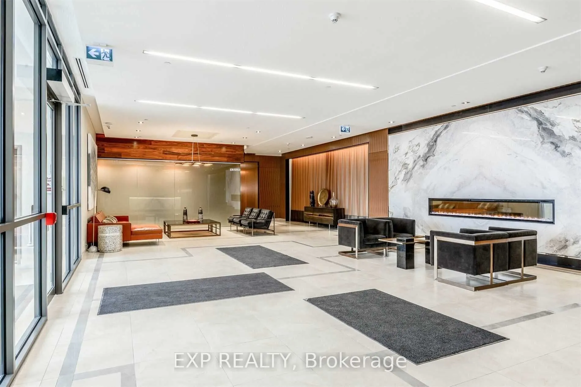 17 Zorra St, #701