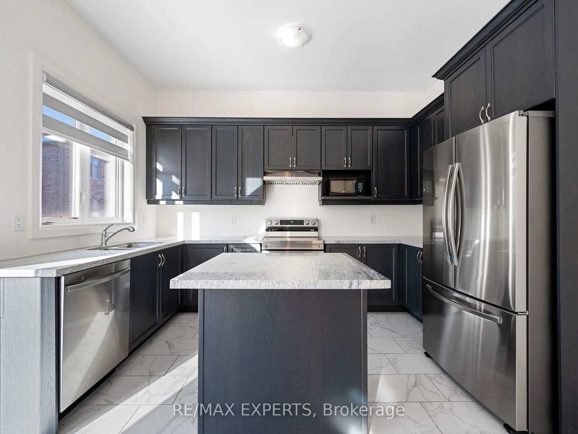 68 Donald Stewart Rd
