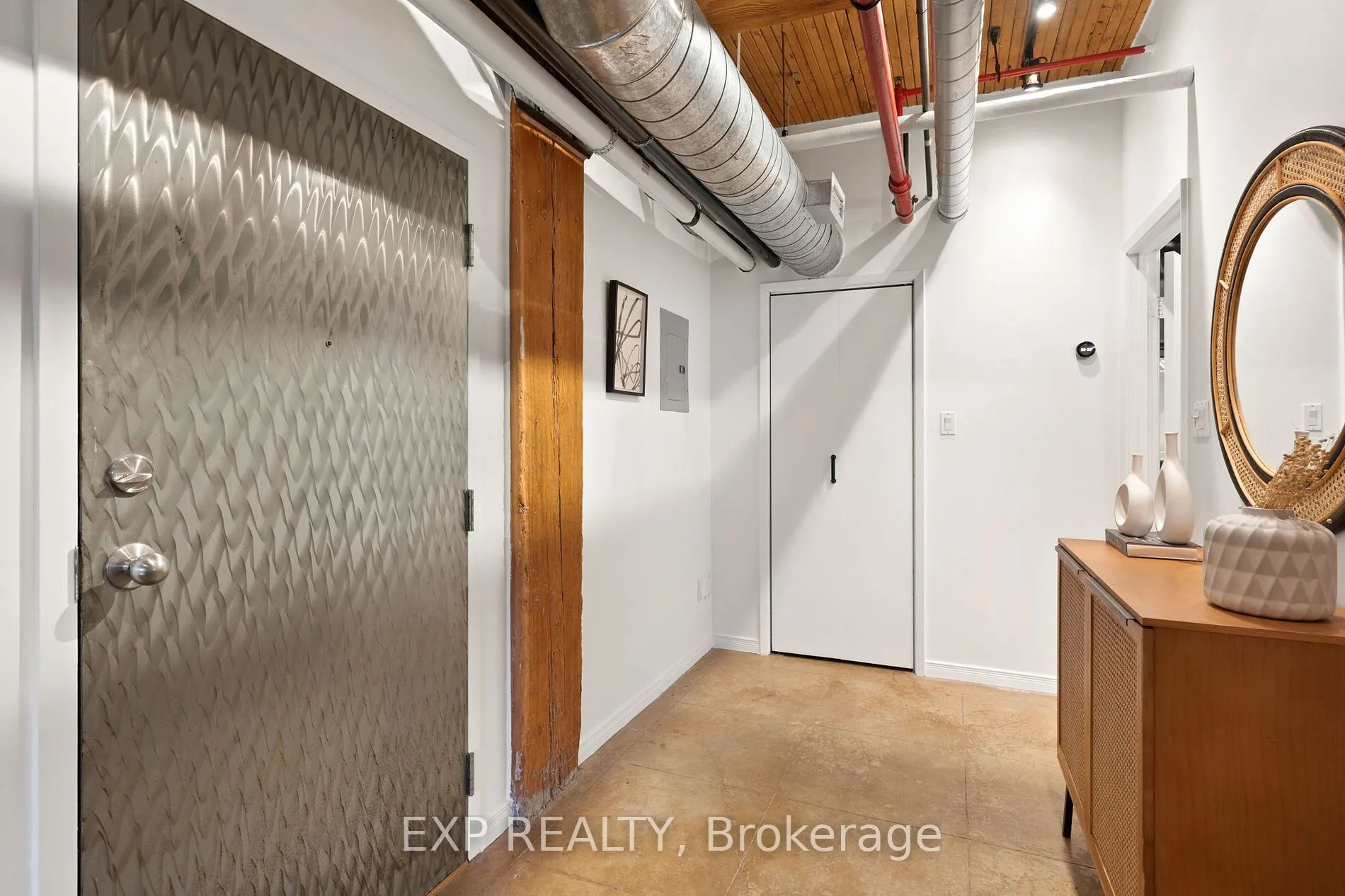371 Wallace Ave, #2