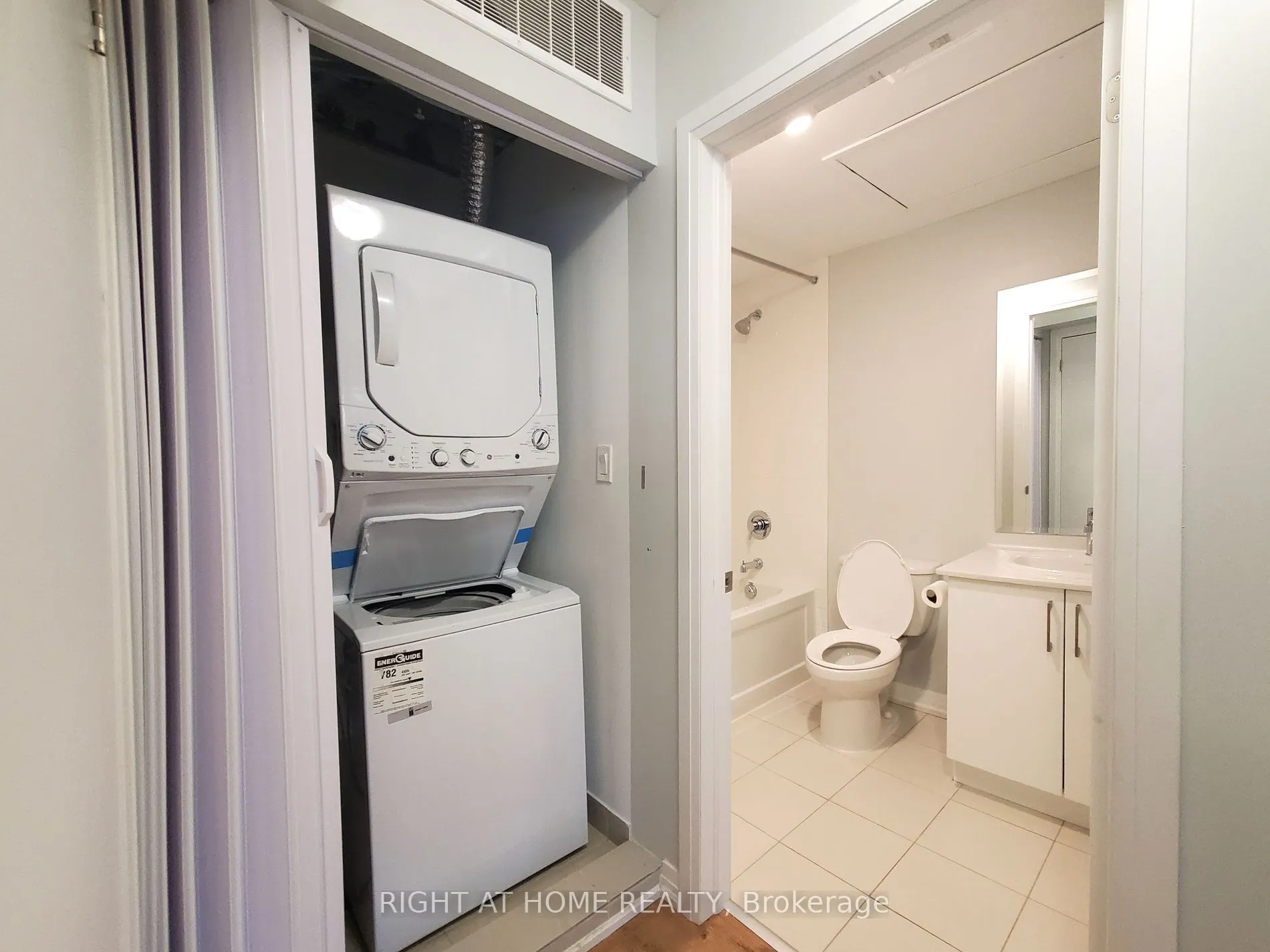 1165 Journeyman Lane, #105