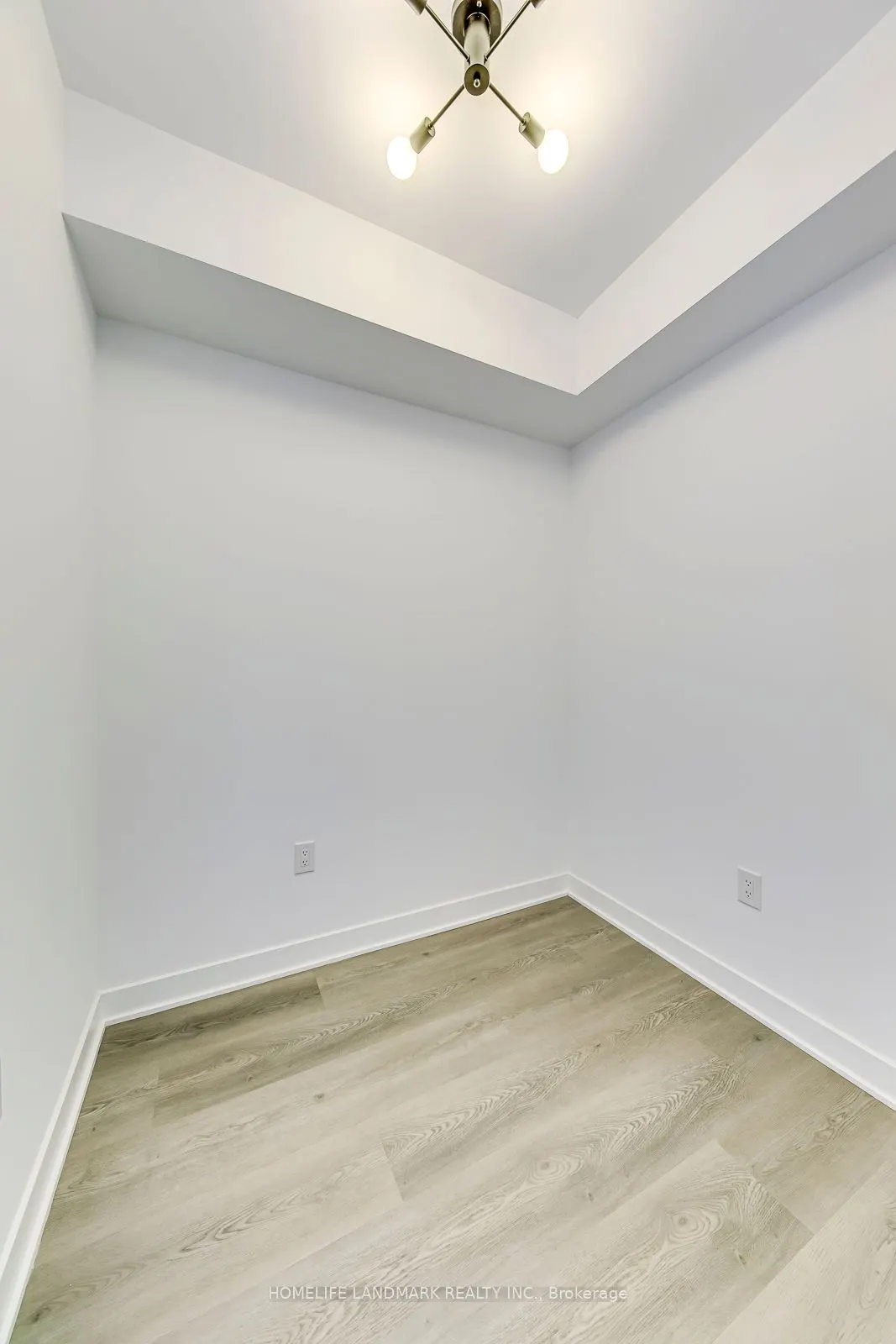 36 Zorra St, #2002