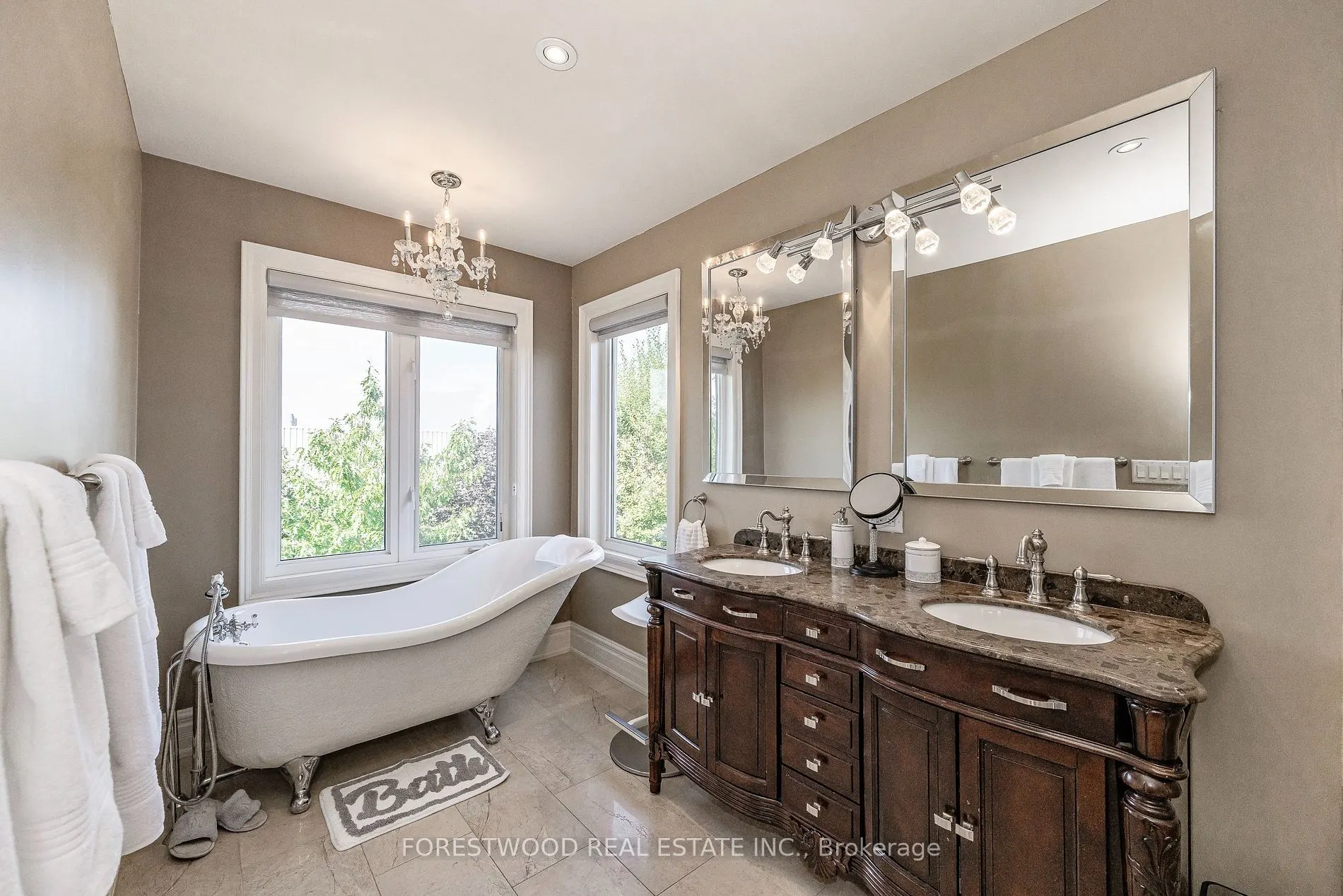 138 Winston Park Blvd
