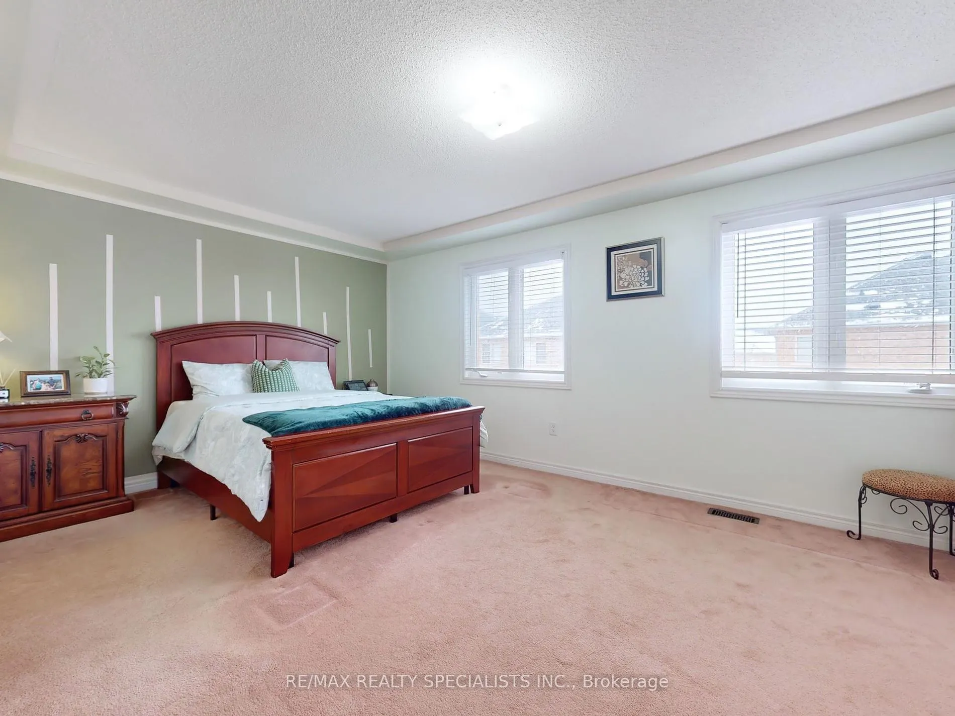 29 Rathmore St