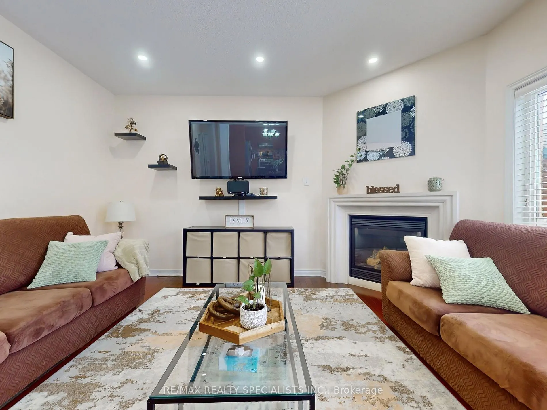 29 Rathmore St