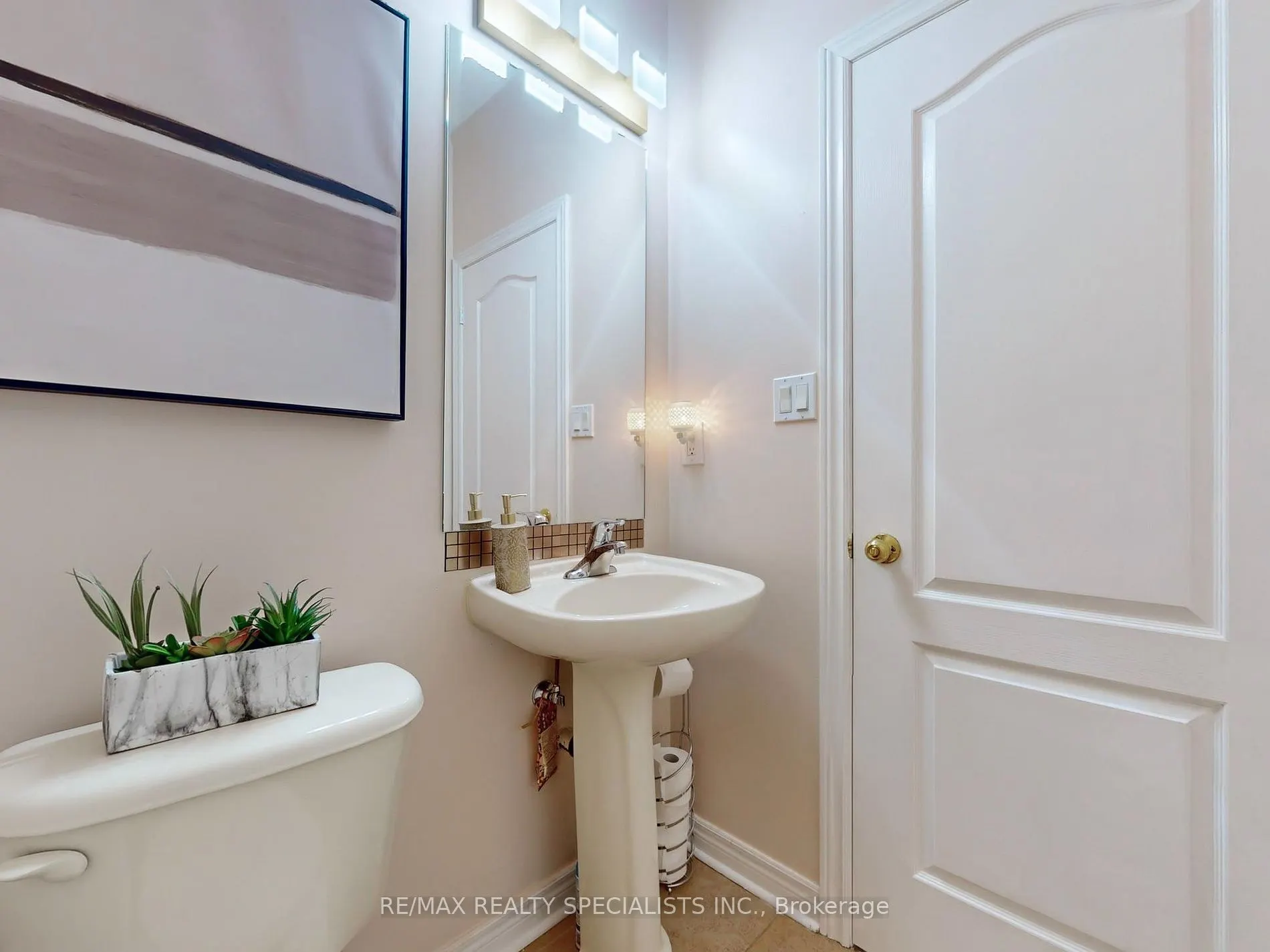 29 Rathmore St
